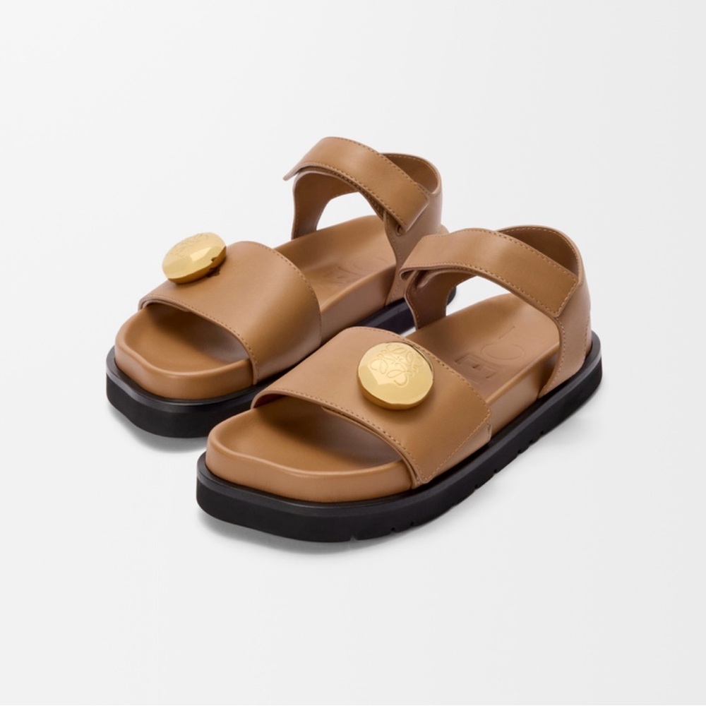 Loewe Pebble fussbett sandal in soft calfskin